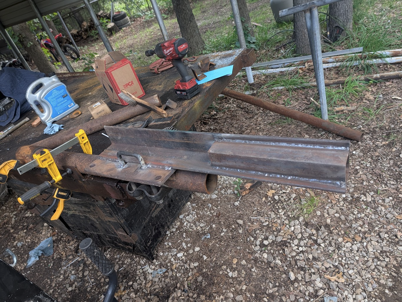 Shackle welded to the angle iron to form the lifting jig
